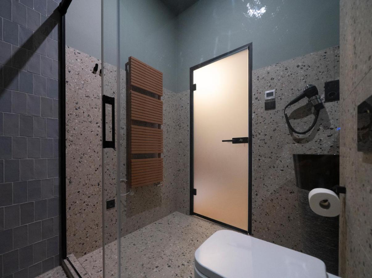 Hotel Nest Győr Zewnętrze zdjęcie